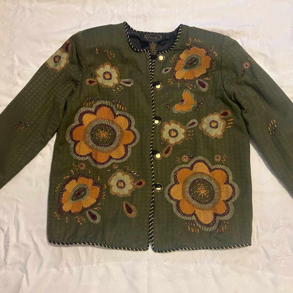 Womens jacket with embroidered decorations, size M